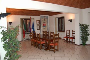 Immagini e Angoli di Vinzaglio - Municipio sala consigliare.